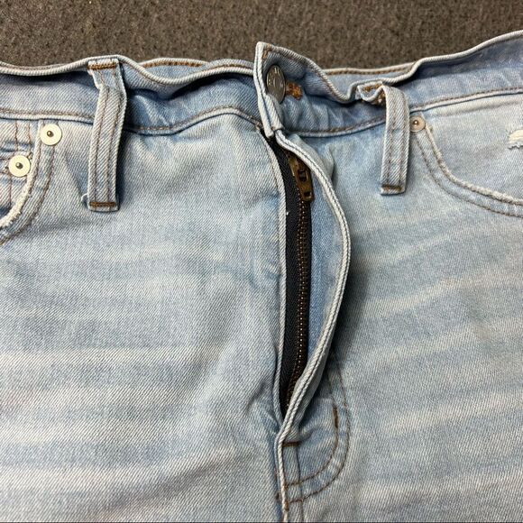 Madewell Light Wash Distressed Denim Shorts - Picture 11 of 13